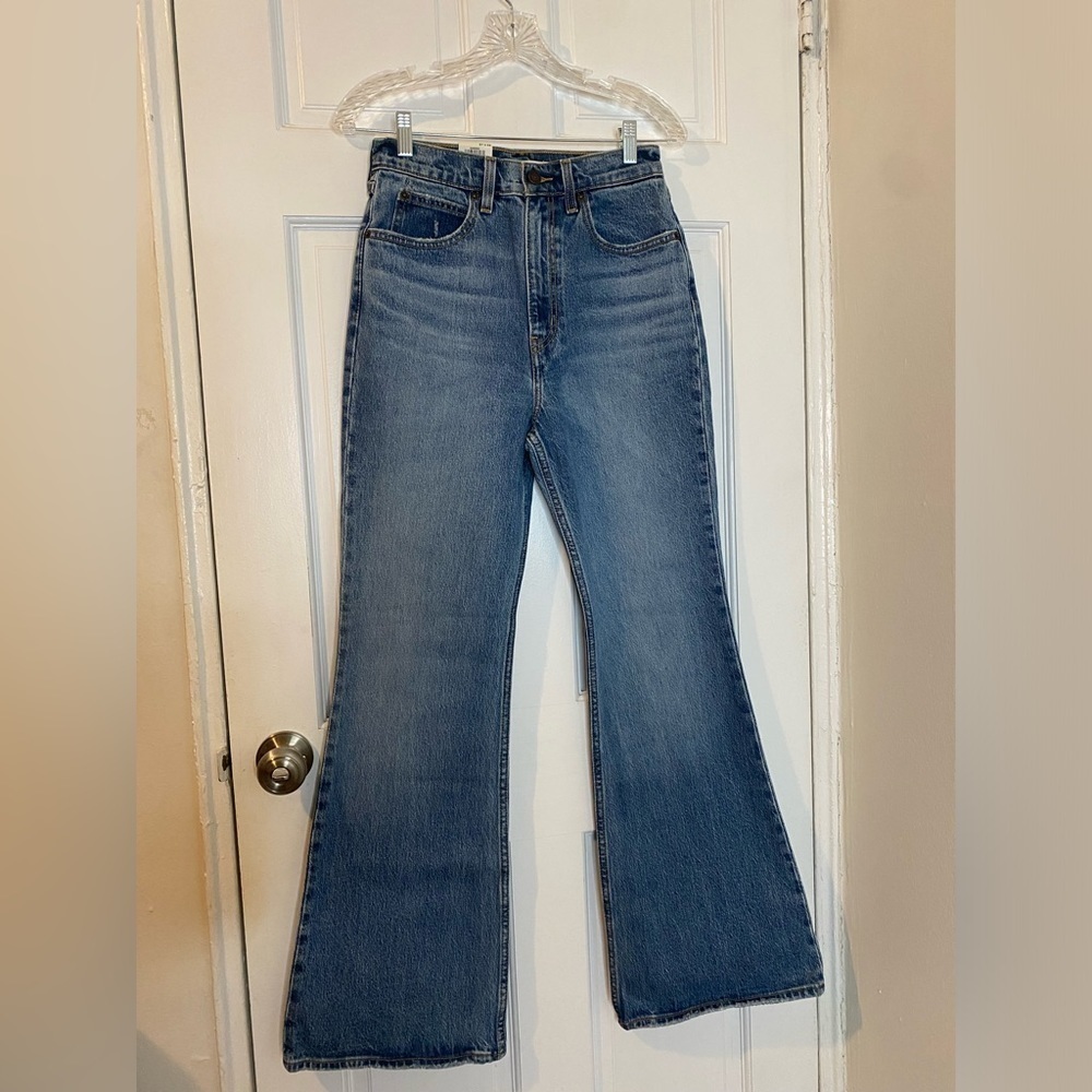 NWT LEVI’S PREMIUM 70’s HIGH RISE FLARE WOMEN'S JEANS - Sonoma Step - Dark Wash - Picture 5 of 9